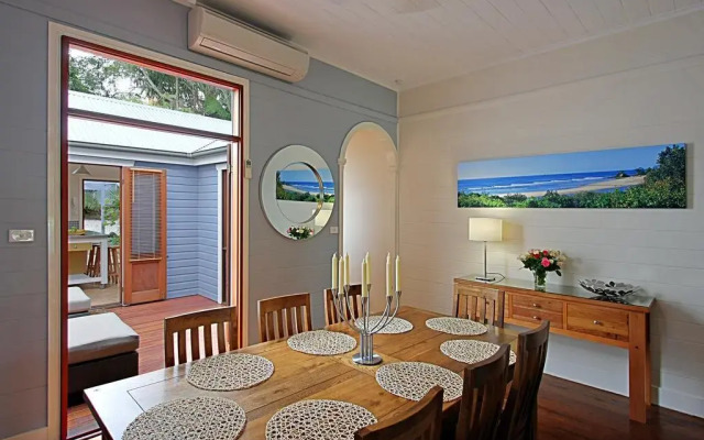 Harkaway Holiday House