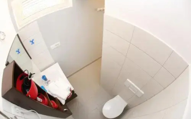 Strawberry Apartment