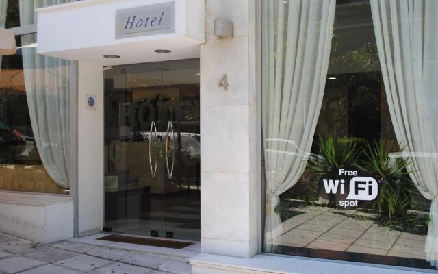 Hotel Glaros вид на фасад