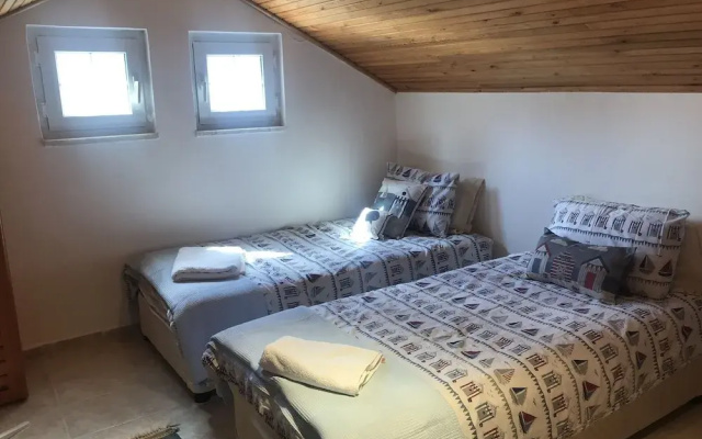 Remarkable 4-bed Villa