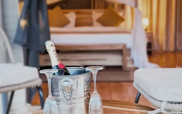 Wildlux Serengeti Camp