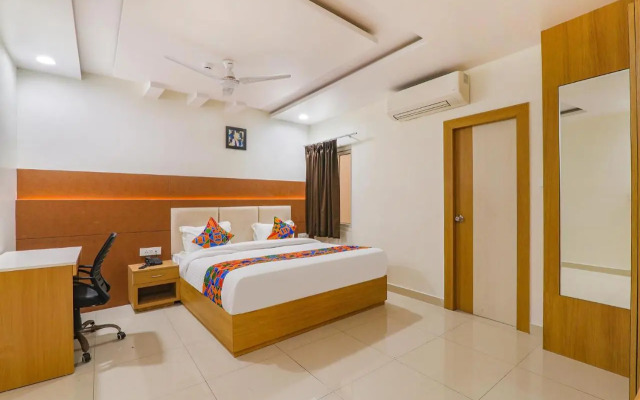 Fabhotel Ananda Inn