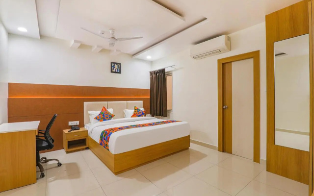 Fabhotel Ananda Inn