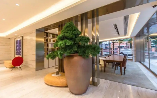 Ji Hotel Shanghai Meilan Lake Luxiang Road