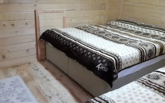 Meleklerin Evi Apart