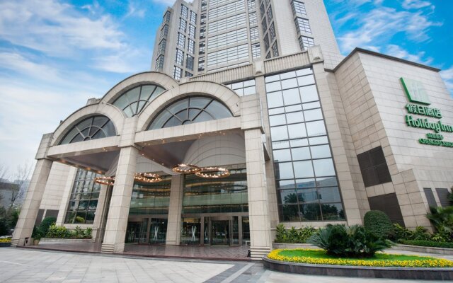 Отель Holiday Inn Chengdu Xindu вид на фасад