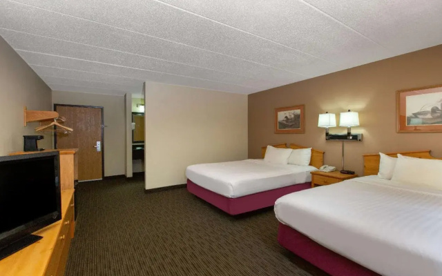 Quality Inn Ladysmith