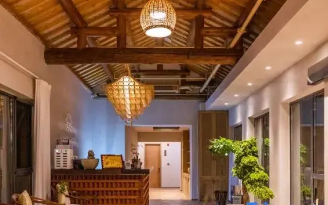 Zhenshun Yunfang Tangquan Art Hotel