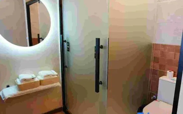 Banmu Huatang Homestay