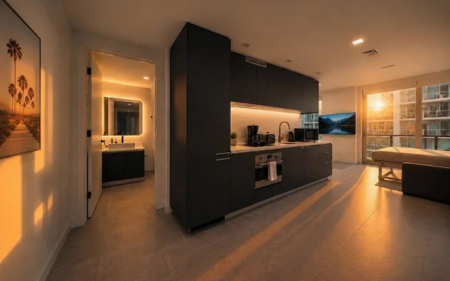 Palm Bay View Suites