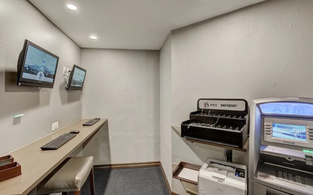 Sky Mountain Studio