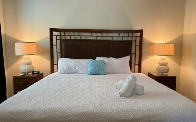 7613-8-bl-only 10 Minutes From Disney