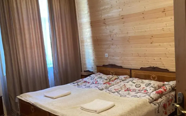 Eliso'S Guesthouse