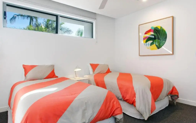 Bluey's Beach House - 5 Bedroom