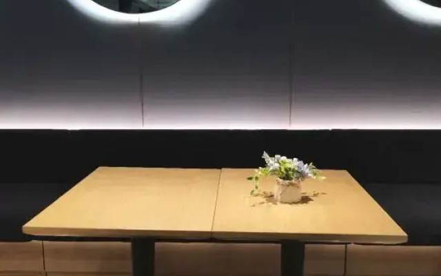 PARKGEUN HOTEL (Shenzhen Luohu port international trade store)