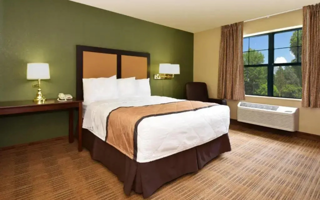 Extended Stay America Suites - Lynchburg - University Blvd.