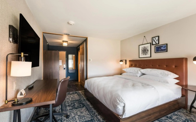 Four Points by Sheraton Elkhart