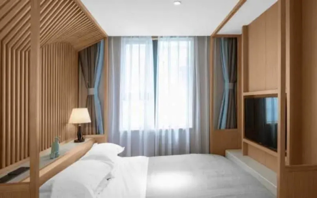 GangShe Rooftop View Hotel l (Guilin Two Rivers And Four Lakes Elephant Trunk Hill)