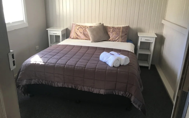 Goondi Hill Hotel