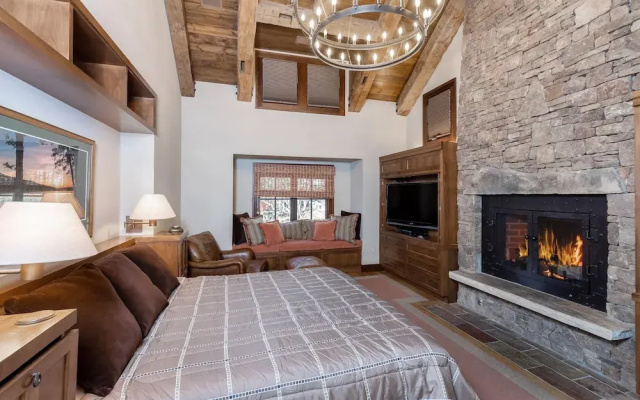 Peaceful Paradise 5 Bedroom House