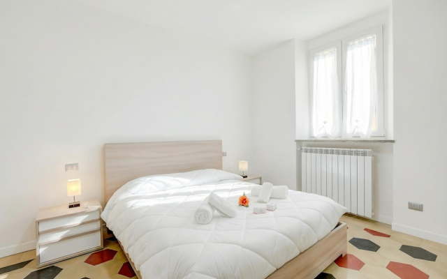 Patty New Apartment in Laveno Center