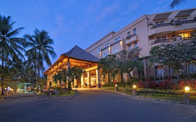 Kuta Paradiso Hotel In Bali Indonesia From 52 Photos Reviews Zenhotels Com