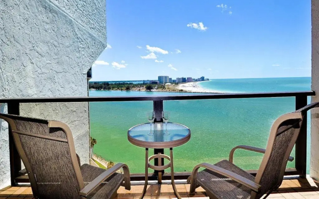 440 West Condo 1604N