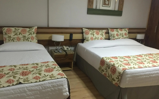 Laguna Plaza Hotel