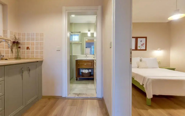 Gurel Garden House