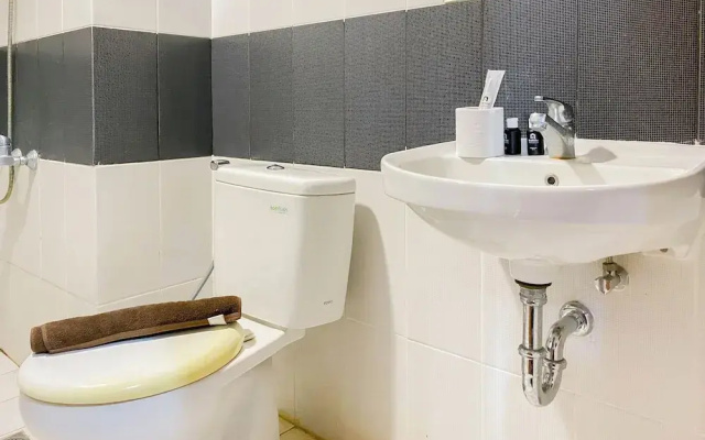 Comfort Living 2Br At Cinere Bellevue Suites Apartment