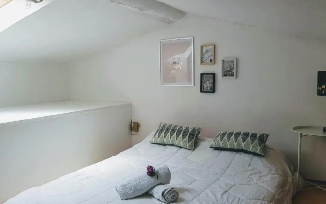 Nice Duplex Apartment Of 25m In Aix En Provence