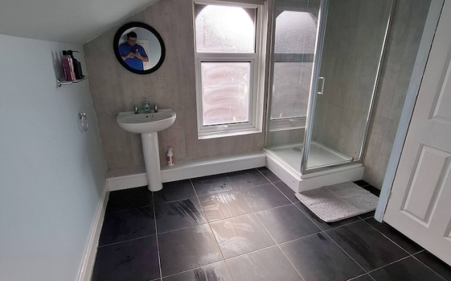 Luxurious 4-bed House With Sauna & Jacuzzi in Sunderland