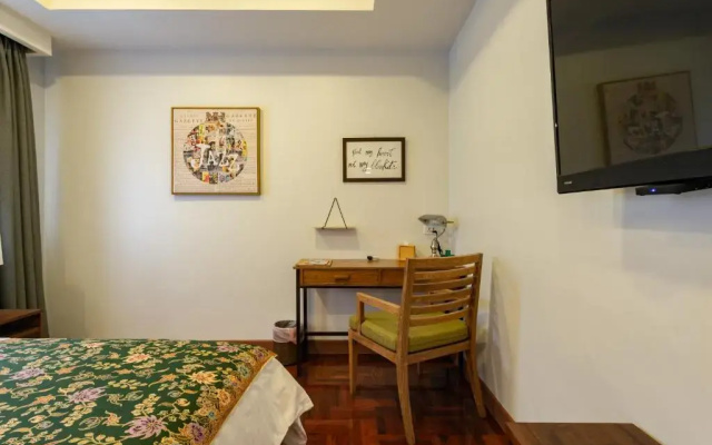 Maneeya Park Residence
