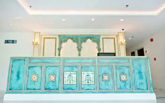 House and Home Residence Pranon