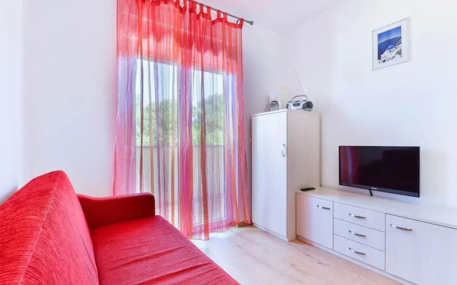 Simplistic Apartment in Medulin With Terrace