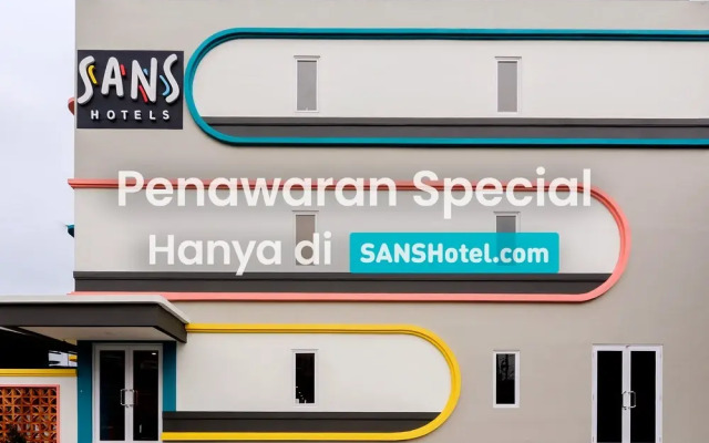 Sans Hotel Pesona Bekasi