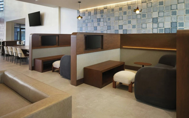 Courtyard By Marriott Sand City Monterey