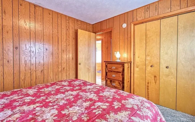 Park View 1 - Two Bedroom Cabin