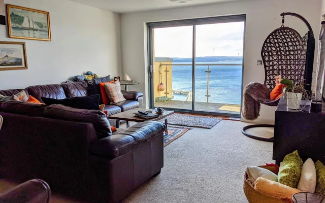 Panoramic sea views, sleeps 4, Torquay