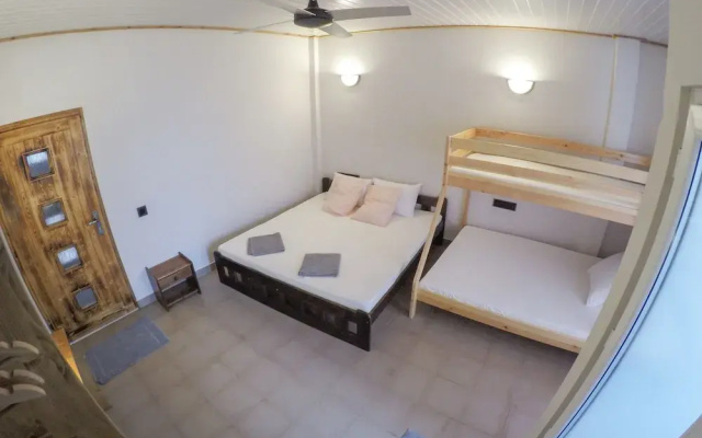 Dhiffushi Inn