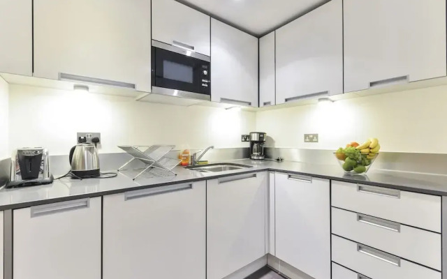 Tower Bridge City Apartments