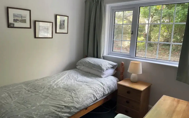 Rocklea Seaside Cottage