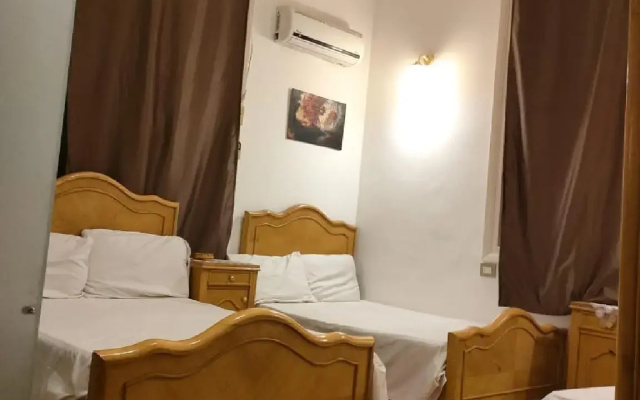 New York Hostel Cairo