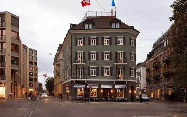 hotelImage