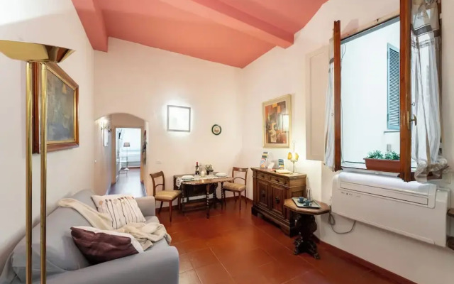 Pitti - Flo Apartments, Charme su Piazza Pitti