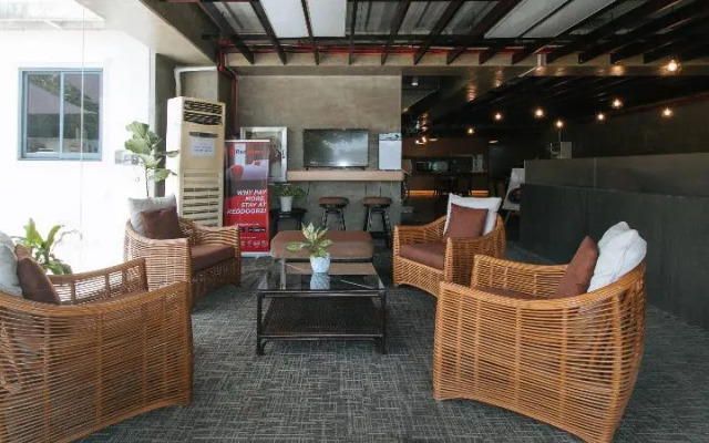Reddoorz @ Insular Square Mandaue City
