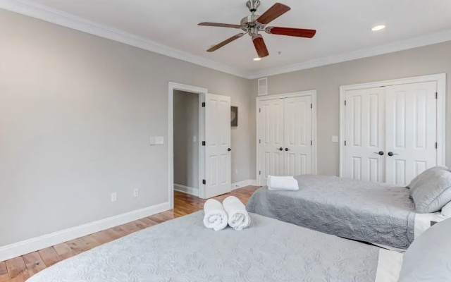 Upscale Home Near Harbor W/2cargarage&rooftopdeck