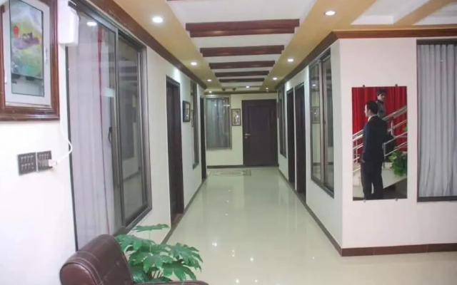City Paradise Hotel