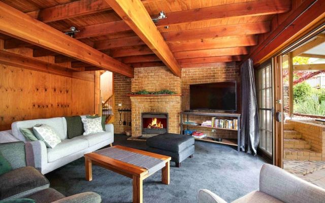 Honeysett Lodge