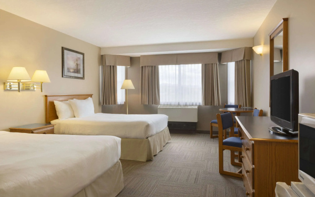 Days Inn by Wyndham Hinton